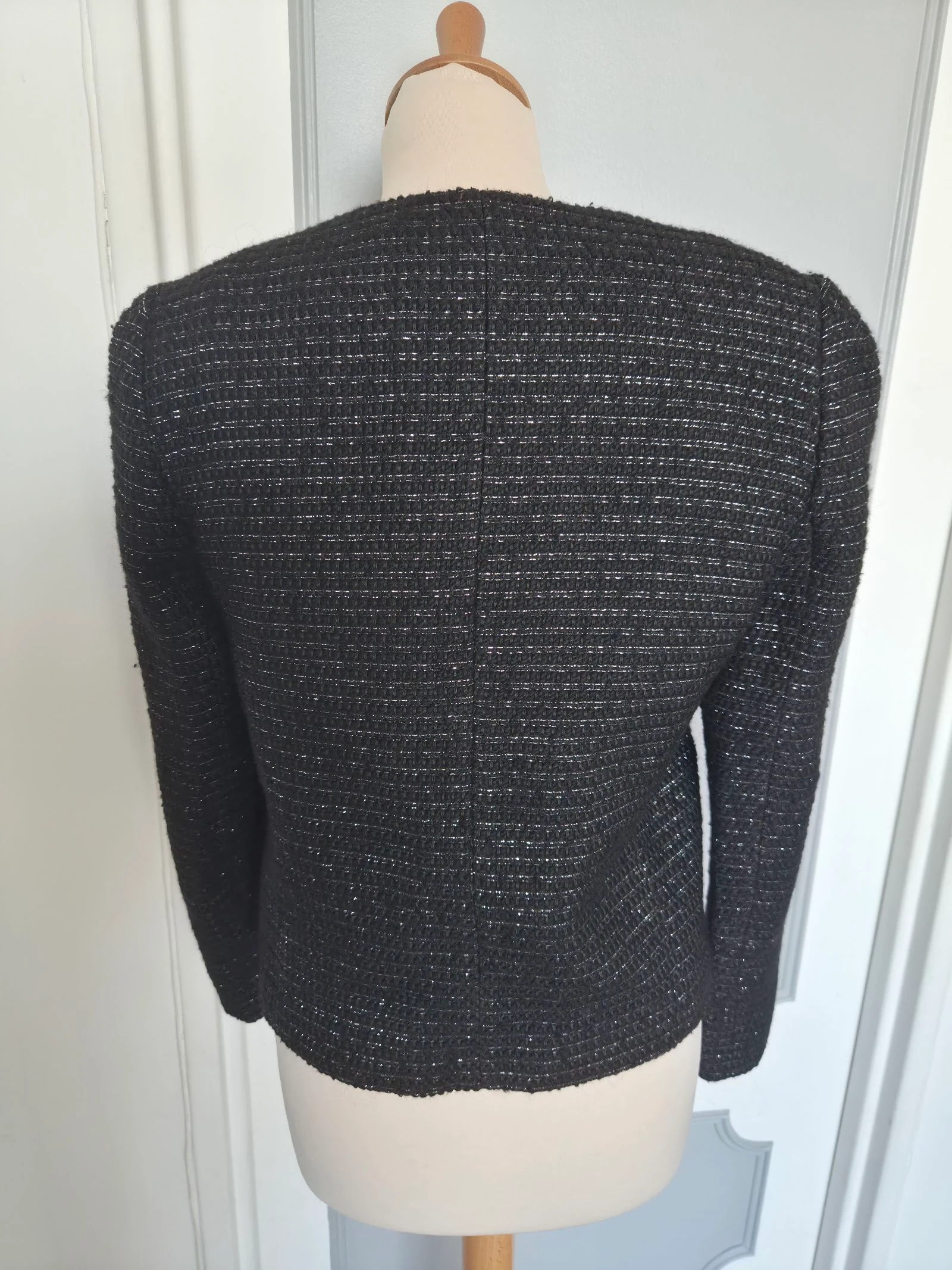 Tara Jarmon black blazer/vest with silver threads Size M – photo 3